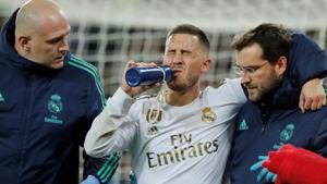Real Madrid's Eden Hazard receives medical attention after sustaining an injury.(REUTERS) Real Madrid's Eden Hazard receives medical attention after sustaining an injury.(REUTERS)