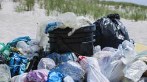 The ban that began Jan. 1 prohibits the sale or distribution of the bags pervasive everywhere from Walmart to corner shops.(representational image)(Unsplash) The ban that began Jan. 1 prohibits the sale or distribution of the bags pervasive everywhere from Walmart to corner shops.(representational image)(Unsplash)