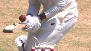 James Pattinson loses his wicket.(Twitter) James Pattinson loses his wicket.(Twitter)