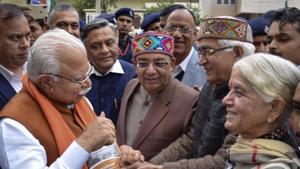 Haryana chief minister Manohar Lal Khattar campaigns door-to-door during the launch of Jan Jagran Abhiyan under the Citizenship Amendment Act Act in Jalandhar on Sunday.(PTI) Haryana chief minister Manohar Lal Khattar campaigns door-to-door during the launch of Jan Jagran Abhiyan under the Citizenship Amendment Act Act in Jalandhar on Sunday.(PTI)
