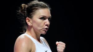 Romania's Simona Halep reacts during her group stage match against Czech Republic's Karolina Pliskova.(REUTERS) Romania's Simona Halep reacts during her group stage match against Czech Republic's Karolina Pliskova.(REUTERS)