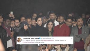Deepika Padukone shared the stage with former and present JNU students’ union leaders including Kanhaiya Kumar as protesters raised slogans of “Jai Bhim-Jai Bhim”.(Photo: Vipin Kumar/ Hindustan Times) Deepika Padukone shared the stage with former and present JNU students’ union leaders including Kanhaiya Kumar as protesters raised slogans of “Jai Bhim-Jai Bhim”.(Photo: Vipin Kumar/ Hindustan Times)