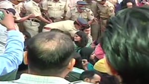 The Occupy Gateway protest at the iconic Gateway of India had kicked off hours after students and teachers were attacked in JNU on Sunday night by a masked mob, which went on a rampaging spree for more than two hours. (ANI photo) The Occupy Gateway protest at the iconic Gateway of India had kicked off hours after students and teachers were attacked in JNU on Sunday night by a masked mob, which went on a rampaging spree for more than two hours. (ANI photo)