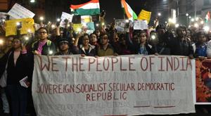 People march during a protest rally against the attck on JNU students, at Central Avenue, Kolkata, Monday, January 6, 2020.(Samir Jana / HT Photo) People march during a protest rally against the attck on JNU students, at Central Avenue, Kolkata, Monday, January 6, 2020.(Samir Jana / HT Photo)
