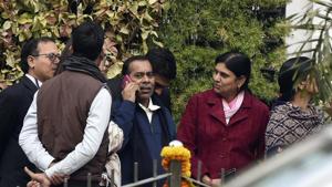 Father of the 23-year-old physiotherapy student who was gang-raped on Dec 16, 2012, at a Delhi court which issued a black warrant to execute the four men convicted in the case, New Delhi, January 7, 2019.(Biplov Bhuyan/HT PHOTO) Father of the 23-year-old physiotherapy student who was gang-raped on Dec 16, 2012, at a Delhi court which issued a black warrant to execute the four men convicted in the case, New Delhi, January 7, 2019.(Biplov Bhuyan/HT PHOTO)