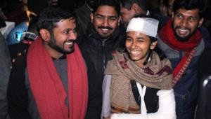 JNUSU president Aishe Ghosh (right) with former JNU Students’ Union President Kanahiya Kumar at demonstration in Jawaharlal Nehru University on Tuesday.(ANI Photo) JNUSU president Aishe Ghosh (right) with former JNU Students’ Union President Kanahiya Kumar at demonstration in Jawaharlal Nehru University on Tuesday.(ANI Photo)