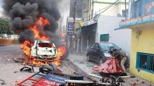 Vehicles set on fire next to a police post after demonstrations against the Citizenship (Amendment) Act, or CAA, and a proposed all-India National Register of Citizens (NRC) turned violent in Lucknow, Uttar Pradesh, on December 19, 2019.(HT File Photo) Vehicles set on fire next to a police post after demonstrations against the Citizenship (Amendment) Act, or CAA, and a proposed all-India National Register of Citizens (NRC) turned violent in Lucknow, Uttar Pradesh, on December 19, 2019.(HT File Photo)