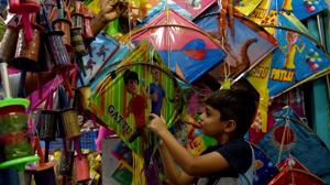 Navi Mumbai, India - Jan. 10, 2020: Variety of kites in the market for Makar Sankranti at Seawoods Market in Navi Mumbai, India, on Friday, January 10, 2020.(Bachchan Kumar/ Hindustan Times) Navi Mumbai, India - Jan. 10, 2020: Variety of kites in the market for Makar Sankranti at Seawoods Market in Navi Mumbai, India, on Friday, January 10, 2020.(Bachchan Kumar/ Hindustan Times)