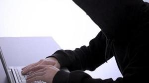 Cyber-fraudsters pose as executives of e-wallet company, Paytm, and scam users of their money. Cyber-fraudsters pose as executives of e-wallet company, Paytm, and scam users of their money.
