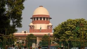 The Supreme Court ruling has led to <span class='webrupee'>₹</span>92,000 crore penalty on telecom companies(Amal KS/HT Photo) The Supreme Court ruling has led to <span class='webrupee'>₹</span>92,000 crore penalty on telecom companies(Amal KS/HT Photo)