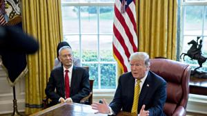 US President Donald Trump speaks as Liu He, China's vice premier, listens during a meeting in the Oval Office of the White House in 2019.(Bloomberg) US President Donald Trump speaks as Liu He, China's vice premier, listens during a meeting in the Oval Office of the White House in 2019.(Bloomberg)