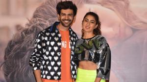 Kartik Aaryan and Sara Ali Khan at the trailer launch of Love Aaj Kal.(Varinder Chawla) Kartik Aaryan and Sara Ali Khan at the trailer launch of Love Aaj Kal.(Varinder Chawla)