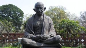 Mahatma Gandhi statue in the Parliament premises.(IANS) Mahatma Gandhi statue in the Parliament premises.(IANS)