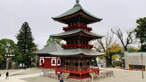 Traditional Japanese temple in Narita attracts foreign tourists.(YoutubeScreengrab) Traditional Japanese temple in Narita attracts foreign tourists.(YoutubeScreengrab)