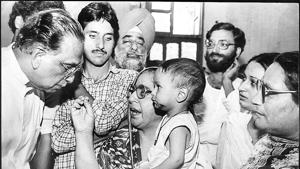 MM Jacob, the then minister of state for home and parliamentary affairs, listen to the grievances of Kashmiri migrants at a camp in New Delhi on August 23,1991.(Sanjay sharma/ht Archive) MM Jacob, the then minister of state for home and parliamentary affairs, listen to the grievances of Kashmiri migrants at a camp in New Delhi on August 23,1991.(Sanjay sharma/ht Archive)