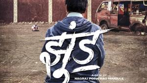 Amitabh Bachchan in the first look poster of Jhund.(Twitter) Amitabh Bachchan in the first look poster of Jhund.(Twitter)