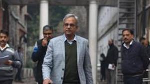 Chief Election Officer of Delhi Dr Ranbir Singh(Sanchit Khanna/HT Photo) Chief Election Officer of Delhi Dr Ranbir Singh(Sanchit Khanna/HT Photo)