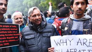 Congress leader Mani Shankar Aiyar among demonstrators against the Citizenship Amendment Act (CAA) and National Register of Citizens (NRC) at Jantar Mantar in New Delhi, December 19, 2019.(Sanchit Khanna/HT File Photo) Congress leader Mani Shankar Aiyar among demonstrators against the Citizenship Amendment Act (CAA) and National Register of Citizens (NRC) at Jantar Mantar in New Delhi, December 19, 2019.(Sanchit Khanna/HT File Photo)