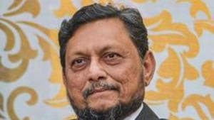 S A Bobde Wednesday took note of overcrowding in the courtroom ahead of hearing on over 140 pleas against the Citizenship (Amendment) Act(PTI) S A Bobde Wednesday took note of overcrowding in the courtroom ahead of hearing on over 140 pleas against the Citizenship (Amendment) Act(PTI)