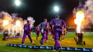 Hobart Hurricanes beat Sydney Thunder.(Hobart Hurricanes/Twitter) Hobart Hurricanes beat Sydney Thunder.(Hobart Hurricanes/Twitter)