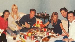 Courteney Cox shared a throwback picture from the sets of Friends. Courteney Cox shared a throwback picture from the sets of Friends.