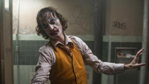 This image released by Warner Bros. Pictures shows Joaquin Phoenix in a scene from Joker.(AP) This image released by Warner Bros. Pictures shows Joaquin Phoenix in a scene from Joker.(AP)