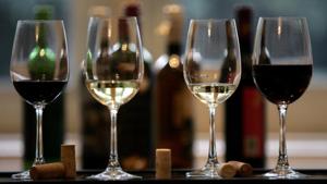 The move was also chalked out to put UP ‘at par’ with other states where hotels serve alcohol late into the night, officials said.(HT FILE PHOTO.) The move was also chalked out to put UP ‘at par’ with other states where hotels serve alcohol late into the night, officials said.(HT FILE PHOTO.)