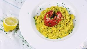 The Taste With Vir: Two great restaurants in London and Mumbai (and one to avoid). (REPRESENTATIONAL IMAGE)(Unsplash) The Taste With Vir: Two great restaurants in London and Mumbai (and one to avoid). (REPRESENTATIONAL IMAGE)(Unsplash)