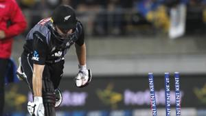 Colin Munro is run-out by Virat Kohli.(BCCI/ Twitter) Colin Munro is run-out by Virat Kohli.(BCCI/ Twitter)
