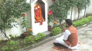 Anurag Thakur offering prayers at his house. (ANI photo) Anurag Thakur offering prayers at his house. (ANI photo)