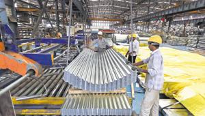 Nirmala Sitharaman said the Budget was aimed at boosting incomes and enhancing purchasing power, stressing that the economy’s fundamentals were strong and inflation was well contained.(Bloomberg File Photo) Nirmala Sitharaman said the Budget was aimed at boosting incomes and enhancing purchasing power, stressing that the economy’s fundamentals were strong and inflation was well contained.(Bloomberg File Photo)