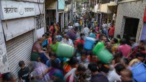 Residents of Pratap Nagar in Jogeshwari had to make a dash to collect water from a private tanker on Saturday amid a 24-hour water cut between Bandra and Jogeshwari to fix the Veravali reservoir pipeline.(Ragul Krishnan / HT Photo) Residents of Pratap Nagar in Jogeshwari had to make a dash to collect water from a private tanker on Saturday amid a 24-hour water cut between Bandra and Jogeshwari to fix the Veravali reservoir pipeline.(Ragul Krishnan / HT Photo)