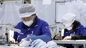 Thai doctors have seen success in treating severe cases of the new coronavirus with combination of medications for flu and HIV, with initial results showing vast improvement 48 hours after applying the treatment(Bloomberg) Thai doctors have seen success in treating severe cases of the new coronavirus with combination of medications for flu and HIV, with initial results showing vast improvement 48 hours after applying the treatment(Bloomberg)