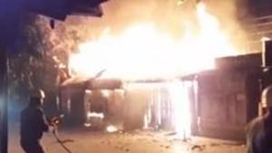 A fire broke out in Rabindra Nagar market area of West Bengal’s Siliguri early Wednesday.(ANI Photo) A fire broke out in Rabindra Nagar market area of West Bengal’s Siliguri early Wednesday.(ANI Photo)