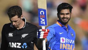 India's Shreyas Iyer celebrates his century.(AP) India's Shreyas Iyer celebrates his century.(AP)