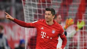 Soccer Football - DFB Cup - Third Round - Bayern Munich v TSG 1899 Hoffenheim - Allianz Arena, Munich, Germany - February 5, 2020 Bayern Munich's Robert Lewandowski celebrates scoring their fourth goal(REUTERS) Soccer Football - DFB Cup - Third Round - Bayern Munich v TSG 1899 Hoffenheim - Allianz Arena, Munich, Germany - February 5, 2020 Bayern Munich's Robert Lewandowski celebrates scoring their fourth goal(REUTERS)