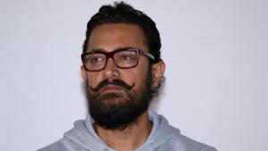Aamir Khan has wished good luck to Vidhu Vinod Chopra. Aamir Khan has wished good luck to Vidhu Vinod Chopra.
