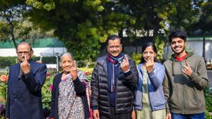 Delhi Chief Minister and AAP convener Arvind Kejriwal and his family members show their finger marked with indelible ink after casting vote during the Delhi Assembly elections at a polling station, in Civil Line area of New Delhi, Saturday, Feb. 8, 2020.(PTI) Delhi Chief Minister and AAP convener Arvind Kejriwal and his family members show their finger marked with indelible ink after casting vote during the Delhi Assembly elections at a polling station, in Civil Line area of New Delhi, Saturday, Feb. 8, 2020.(PTI)