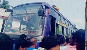 A police official said locals rushed to rescue the injured. Five ambulances and fire tenders also reached the spot to carry out rescue operations.(HT Photo) A police official said locals rushed to rescue the injured. Five ambulances and fire tenders also reached the spot to carry out rescue operations.(HT Photo)