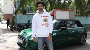 Kartik Aaryan has just signed his first action film.(Varinder Chawla) Kartik Aaryan has just signed his first action film.(Varinder Chawla)