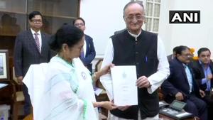West Bengal finance minister Amit Mitra on Monday presented the Trinamool Congress’ last full Budget before the 2021 assembly polls in the state.(ANI PHOTO.) West Bengal finance minister Amit Mitra on Monday presented the Trinamool Congress’ last full Budget before the 2021 assembly polls in the state.(ANI PHOTO.)
