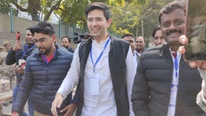 Aam Aadmi Party’s (AAP’s) Raghav Chadha on Tuesday won by more than 16,000 votes from the Rajendra Nagar constituency.(HT Photo) Aam Aadmi Party’s (AAP’s) Raghav Chadha on Tuesday won by more than 16,000 votes from the Rajendra Nagar constituency.(HT Photo)