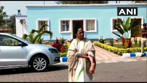 West Bengal Chief Minister Mamata Banerjee said the Delhi assembly election results showed that only development will work with voters.(ANI) West Bengal Chief Minister Mamata Banerjee said the Delhi assembly election results showed that only development will work with voters.(ANI)