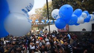 Supporters cheering at AAP office in New Delhi on Tuesday(HT Photo/Amal KS) Supporters cheering at AAP office in New Delhi on Tuesday(HT Photo/Amal KS)