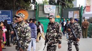 Security personnel seen outside counting a centre at Gole Market in New Delhi on Monday.(HT Photo) Security personnel seen outside counting a centre at Gole Market in New Delhi on Monday.(HT Photo)