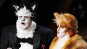 James Corden and Rebel Wilson in Cats costumes present the Oscar for Best Visual Effects at the 92nd Academy Awards in Hollywood, Los Angeles.(REUTERS) James Corden and Rebel Wilson in Cats costumes present the Oscar for Best Visual Effects at the 92nd Academy Awards in Hollywood, Los Angeles.(REUTERS)