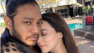 Sana Khan recently confirmed that she and Melvin Louis have parted ways. Sana Khan recently confirmed that she and Melvin Louis have parted ways.