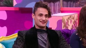 Asim Riaz is one of the top contenders to win the Bigg Boss 13 trophy. Asim Riaz is one of the top contenders to win the Bigg Boss 13 trophy.