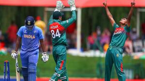 Avishek Das of Bangladesh celebrates the wicket of Atharva Ankolekar of India.(PTI) Avishek Das of Bangladesh celebrates the wicket of Atharva Ankolekar of India.(PTI)