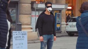 Massimiliano Martigli Jiang with the message board in Florence, Italy.(Facebook/Massimiliano Martigli Jiang)